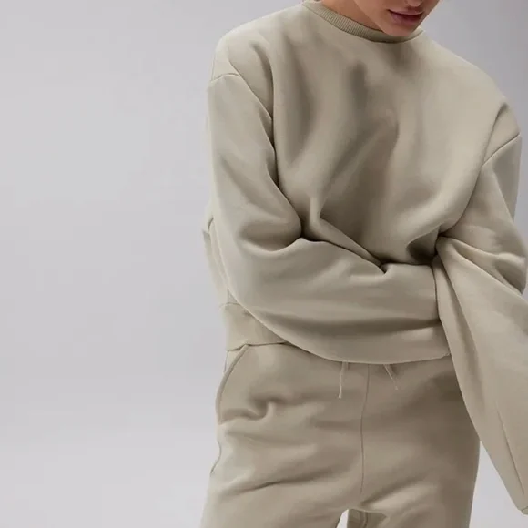 NA-KD x Josefine SOLD OUT tan cropped oversized Sweater - Picture 2 of 5